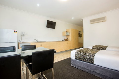 Coral Cay Resort Motor Inn - Accommodation NSW 4