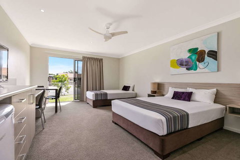 Econo Lodge Beachside - Accommodation NSW 10