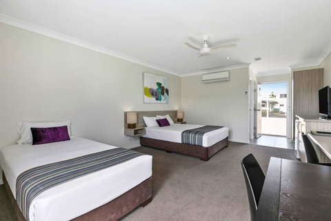 Econo Lodge Beachside - Accommodation NSW 11