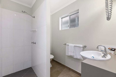 Econo Lodge Beachside - Accommodation NSW 16