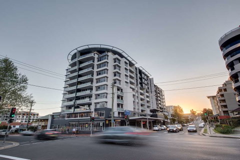 Adina Apartment Hotel Wollongong - Accommodation NSW 2