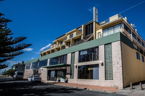 Alloggio Newcastle Beach Hotel - Accommodation NSW 0