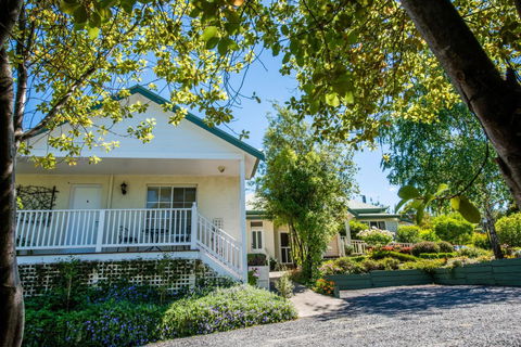 Yarra Gables Motel - Accommodation NSW 1