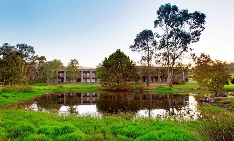 York On Lilydale Resort - Accommodation NSW 0