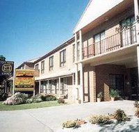 Holbrook Town Centre Motor Inn - Accommodation NSW