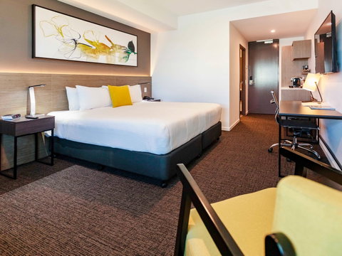 Mercure Sunshine Coast Kawana Waters - Accommodation NSW 3