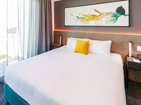 Mercure Sunshine Coast Kawana Waters - Accommodation NSW 4