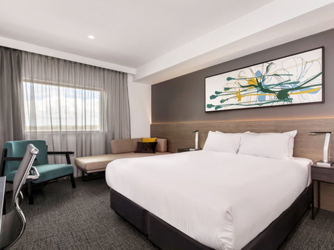Mercure Sunshine Coast Kawana Waters - Accommodation NSW 9