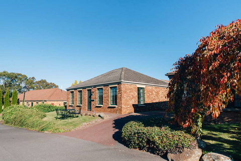 Country Club Villas - Accommodation NSW 15