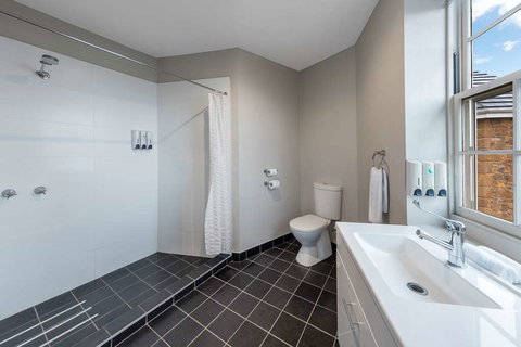 Leisure Inn Penny Royal Hotel & Apts - Accommodation NSW 13