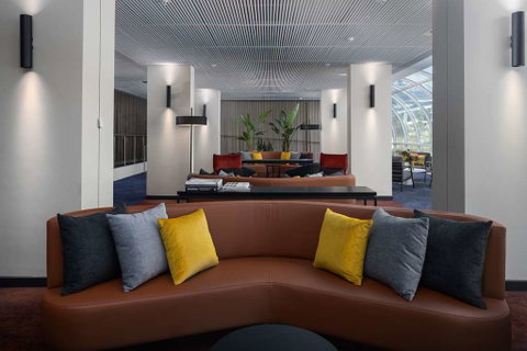 Rydges Capital Hill - Accommodation NSW 1