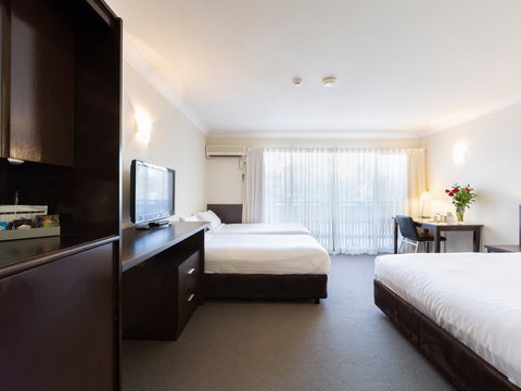 ibis Styles Canberra Tall Trees - Accommodation NSW 2