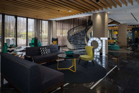 QT Canberra - Accommodation NSW 2