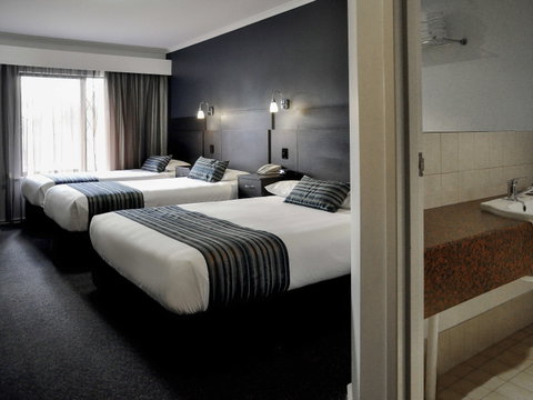 Ibis Styles Adelaide Manor - Accommodation NSW 1