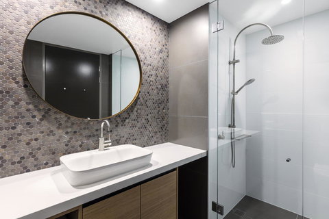 Vibe Hotel Canberra - Accommodation NSW 25