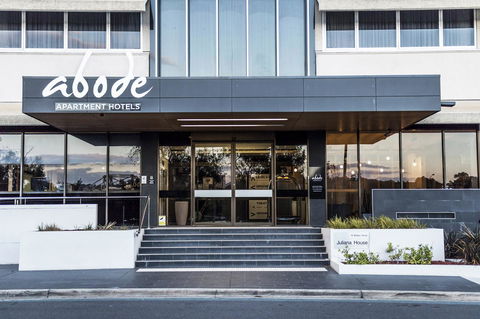 Abode Woden - Accommodation NSW 22