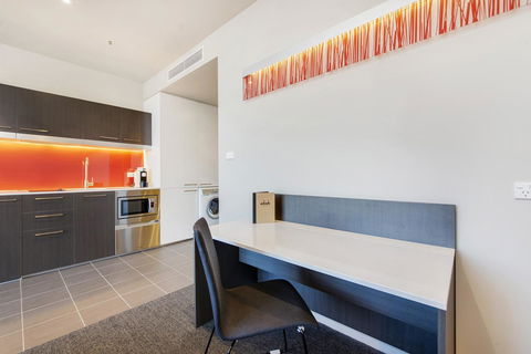 Abode Woden - Accommodation NSW 16