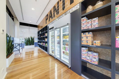 Abode Woden - Accommodation NSW 6
