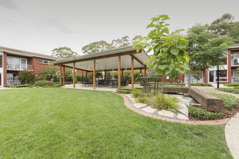 Forrest Hotel & Apartments - Accommodation NSW 6