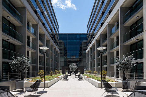 Avenue Hotel Canberra - Accommodation NSW 7