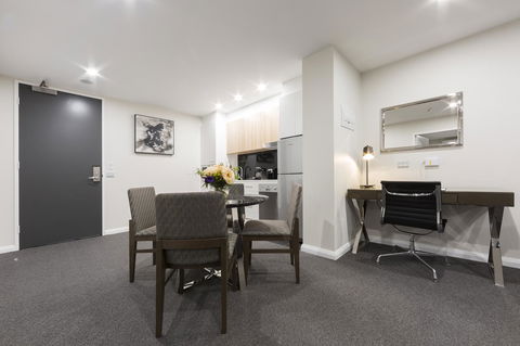 Avenue Hotel Canberra - Accommodation NSW 31