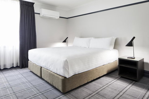 Brassey Hotel - Managed By Doma Hotels - Accommodation NSW 14
