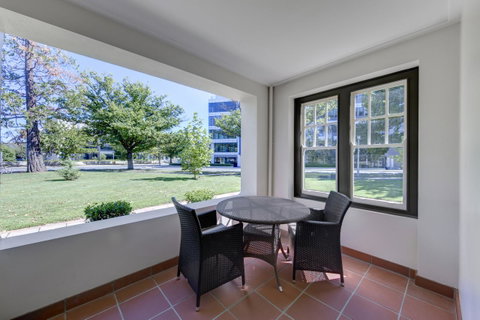 Hotel Kurrajong Canberra - Accommodation NSW 10