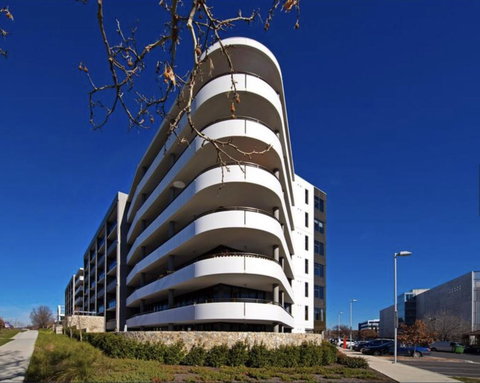 Modern Executive Apt@Barton*1BR*WiFi*Gym*Secure Parking*Canberra - Accommodation NSW 22