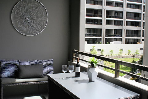Modern Executive Apt@Barton*1BR*WiFi*Gym*Secure Parking*Canberra - Accommodation NSW 2