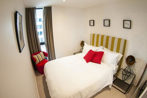 KUI - Manhattan Apartments - Accommodation NSW 14