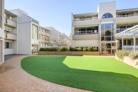 Accommodate Canberra - The Summit - Accommodation NSW 4