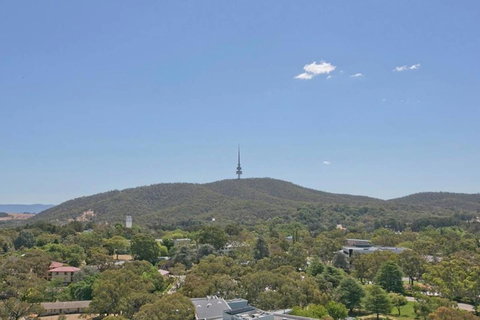 Canberra Luxury Apartment 3 - Accommodation NSW 28