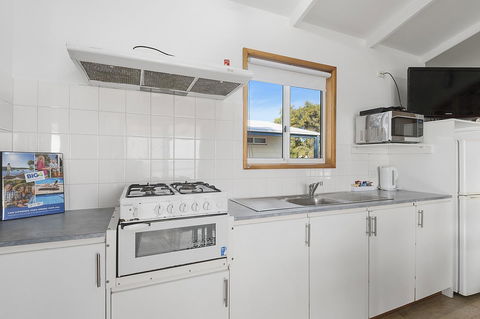 Port Broughton Tourist Park - Accommodation NSW 34