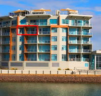 Wallaroo Marina Luxury Apartment - Accommodation NSW
