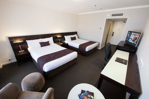 Hotel Grand Chancellor Adelaide - Accommodation NSW 1