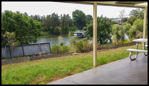 Windsor Terrace Motel - Accommodation NSW 7