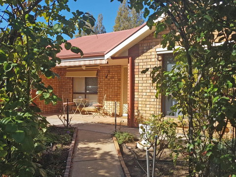 Tanunda\'s Magpie House - Accommodation NSW 2