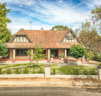 The Tudor House - Accommodation NSW