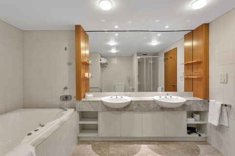 Stamford Plaza Adelaide - Accommodation NSW 20