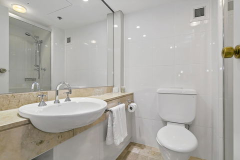 Stamford Plaza Adelaide - Accommodation NSW 19