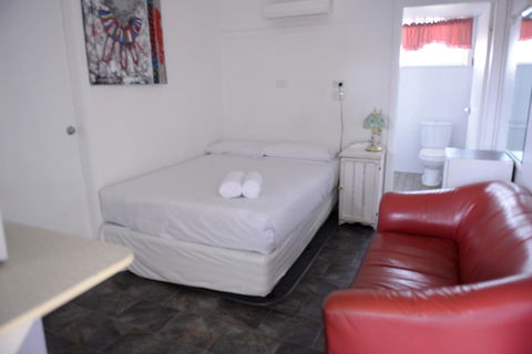 Ardeanal Motel - Accommodation NSW 24
