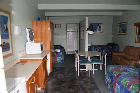 Ardeanal Motel - Accommodation NSW 41