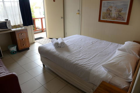 Ardeanal Motel - Accommodation NSW 17