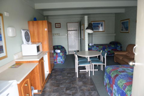 Ardeanal Motel - Accommodation NSW 40