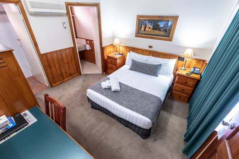 Astor Inn - Accommodation NSW 2