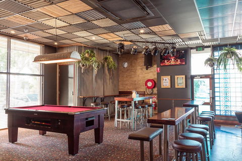 Marion Hotel - Accommodation NSW 21