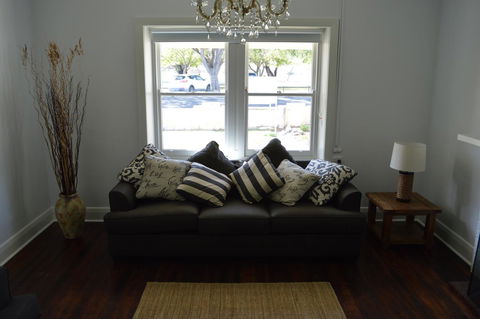 Two Cow Cottage Bed & Breakfast - Accommodation NSW 14