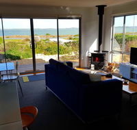 Coorong Waterfront Retreat - Accommodation NSW