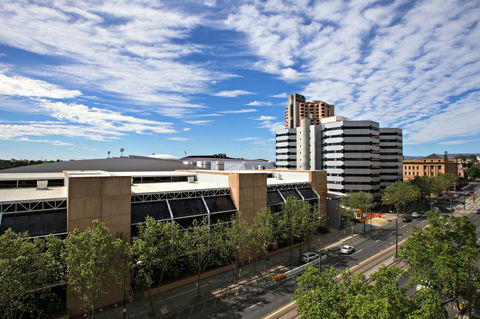 Adelaide DressCircle Apartments - North Terrace - Accommodation NSW 35