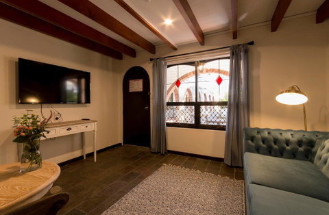 The Manor Basket Range - Accommodation NSW 7